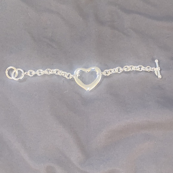open heart chain silver bracelet with toggle clasp like new. - Picture 15 of 16
